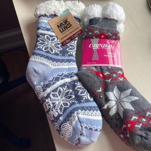 NWT women’s slipper socks.